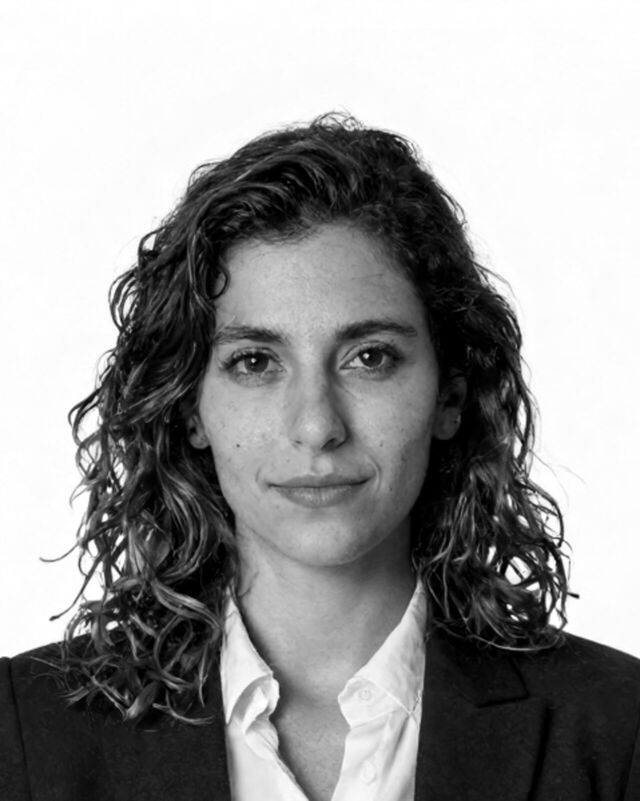 Portrait of Marta R., design lead at GoAnswers